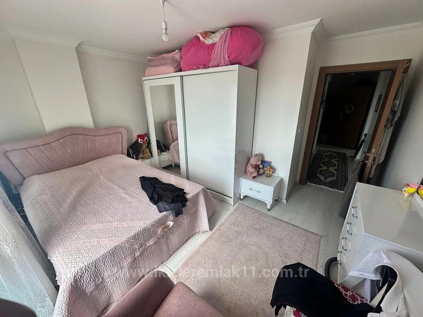 2+1 Wohnung Zum Verkauf Im Zentrum Von Seferihisar Ürkmez, 80 M2, 200 M Vom Meer Entfernt.