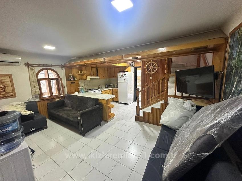 Freistehende Villa Mit 3+1 Schlafzimmern Und Privatem Pool In Doğanbey, Seferihisar Zu Verkaufen
