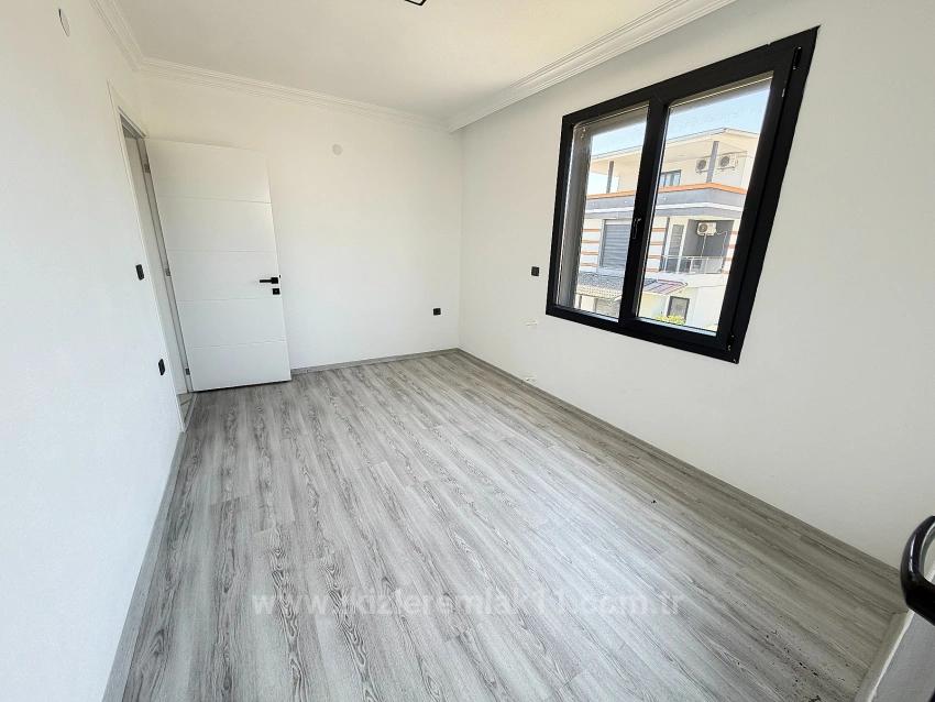 Brandneue 3+1-Zimmer-Villa Mit Großzügigem Garten In Meeresnähe In Doğanbey, Seferihisar Zu Verkaufen