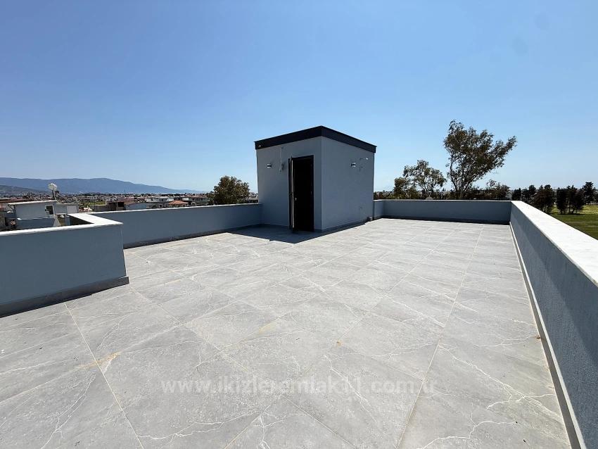 Brandneue, Freistehende 3+1-Villa Zum Verkauf In Doğanbey, Seferihisar.