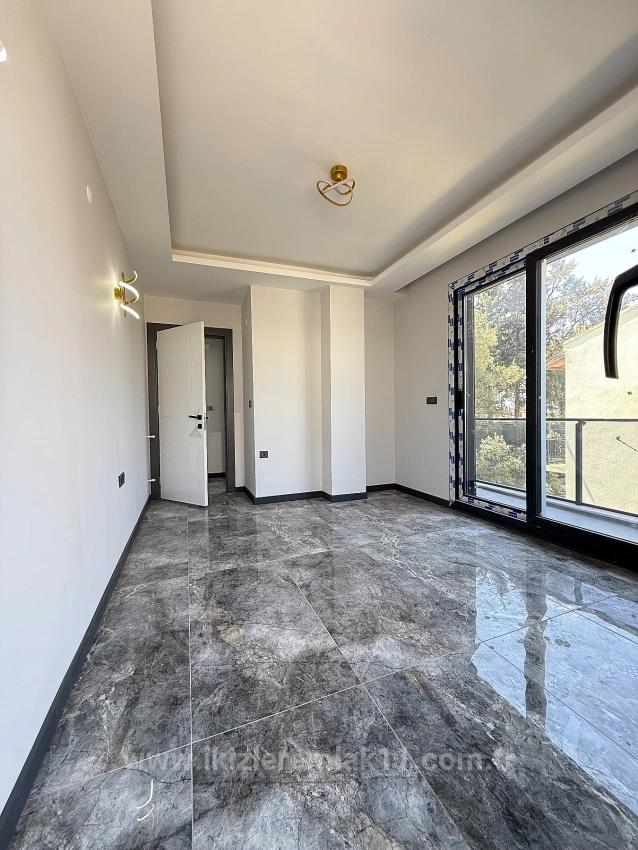 Brandneue, Freistehende 3+1-Villa Zum Verkauf In Doğanbey, Seferihisar.