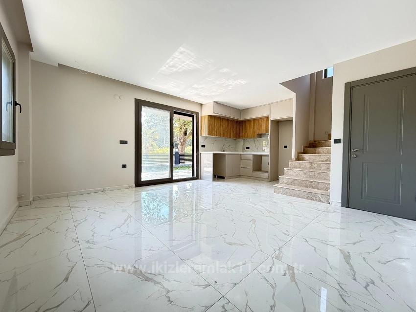 3+1 Ultra-Luxusvilla Mit Meerblick In Doğanbey Zu Verkaufen