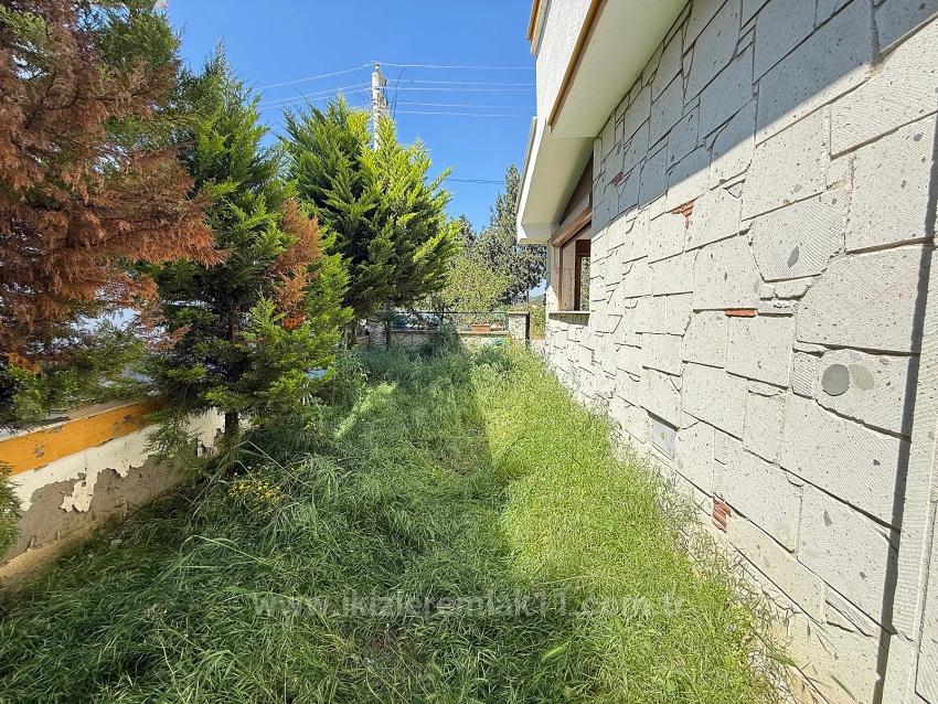 2+1 Voll Möblierte Villa Mit Garten In Doğanbey, Seferihisar Zu Verkaufen