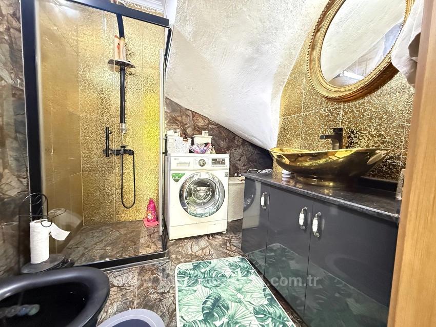 2+1 Voll Möblierte Villa Mit Garten In Doğanbey, Seferihisar Zu Verkaufen