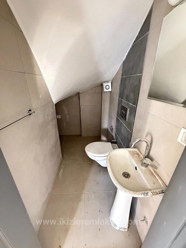 Brandneue 3+1-Villa Zum Verkauf Im Seferihisar Doğanbey Center.