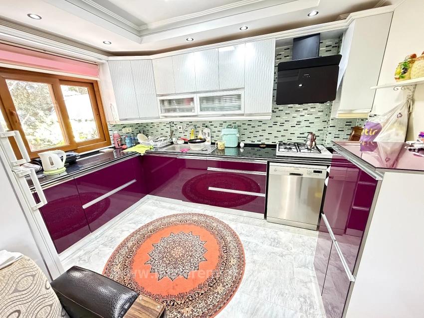 4+1 Freistehende Villa Mit Garten Zum Verkauf In Doğanbey, Seferihisar