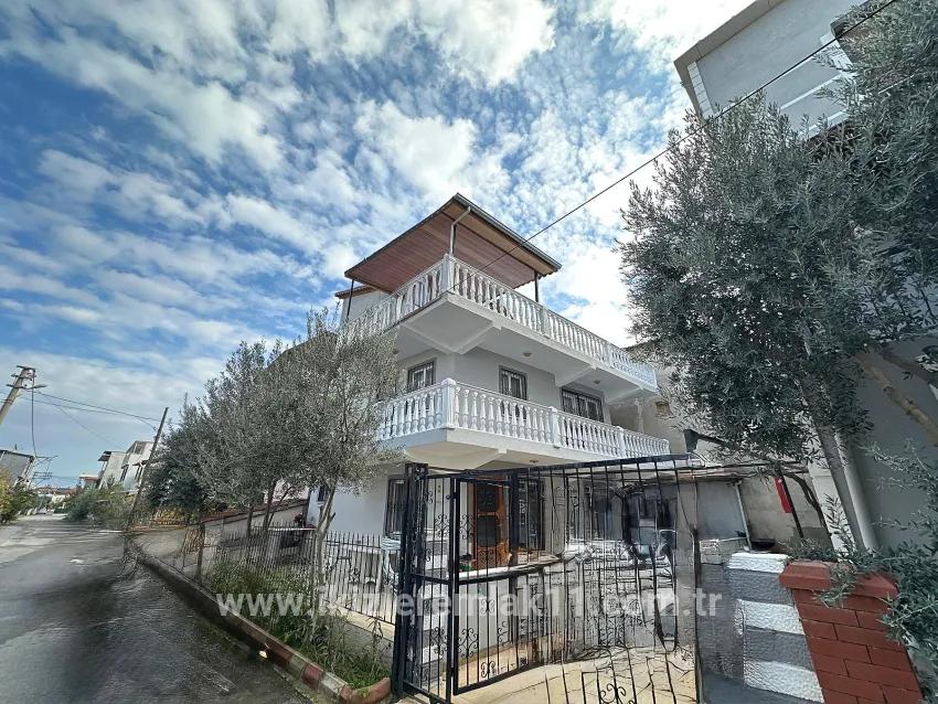 4+1-Zimmer Villa Zu verkaufen in Cumhuriyet Bz. Seferihisar Doğanbey - 170 m²
