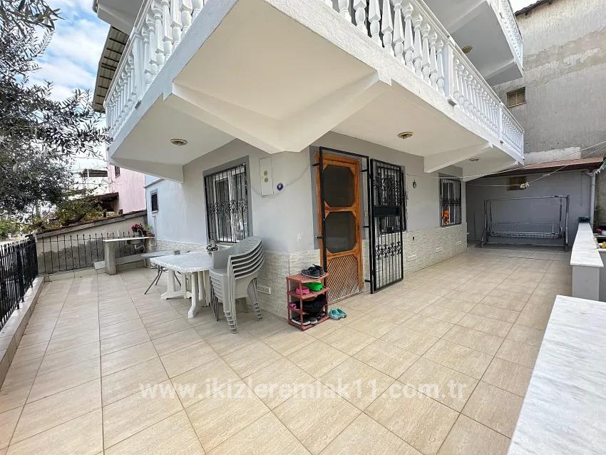 4+1-Zimmer Villa Zu verkaufen in Cumhuriyet Bz. Seferihisar Doğanbey - 170 m²