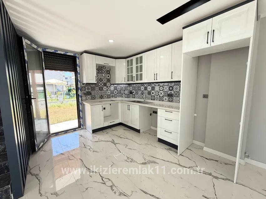 3+1-Zimmer Villa Zu verkaufen in Cumhuriyet Bz. Seferihisar Doğanbey - 300 m²