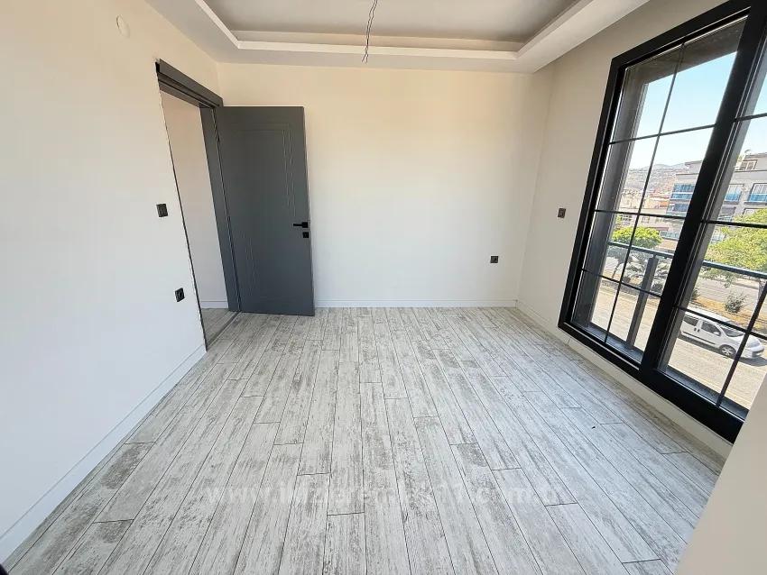 In Seferihisar Doğanbey Zu Verkaufen 1+1 Zur Meerseite Zu Verkaufende Wohnung