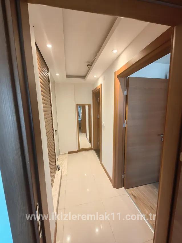 4+1-Zimmer Villa Zu verkaufen in Gümüldür Fevzi Çakmak Bz. Menderes Gümüldür - 170 m²