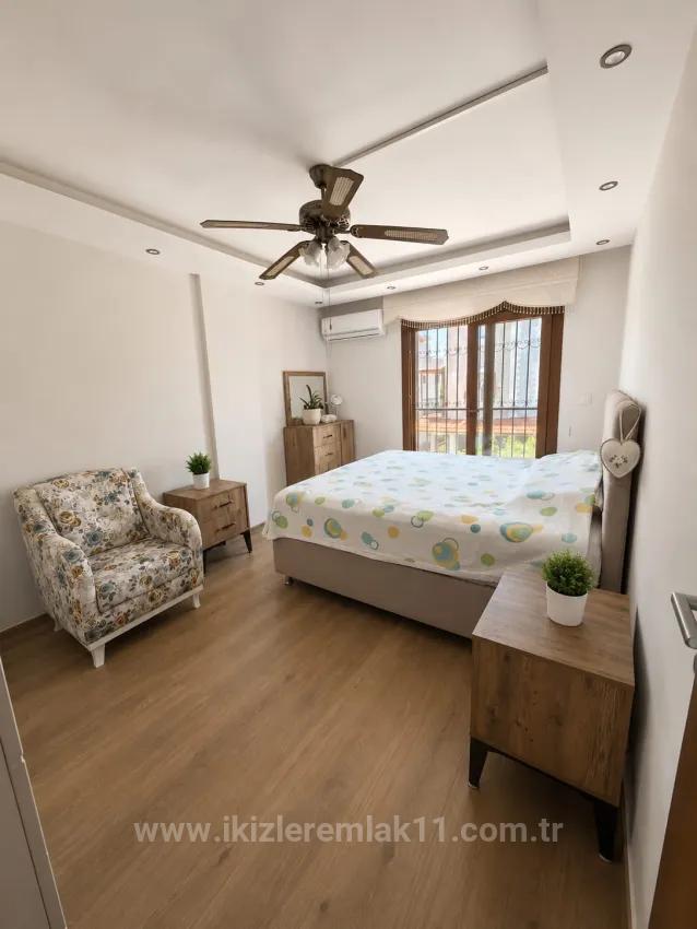 In Gümüldür, 100M Vom Meer Entfernt, Voll Möblierte Villa Mit Großem Garten