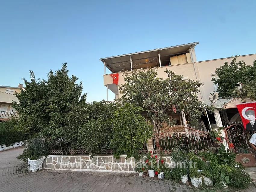 4+1-Zimmer Einfamilienhaus Zu verkaufen in Bengiler Bz. Seferihisar Ürkmez - 210 m²