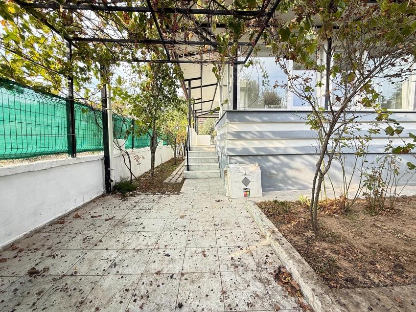 4+1 Villa Mit Großem Garten Zum Verkauf Im Seferihisar Doğanbey Center