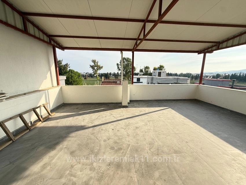 4+1 Villa Mit Großem Garten Zum Verkauf Im Seferihisar Doğanbey Center