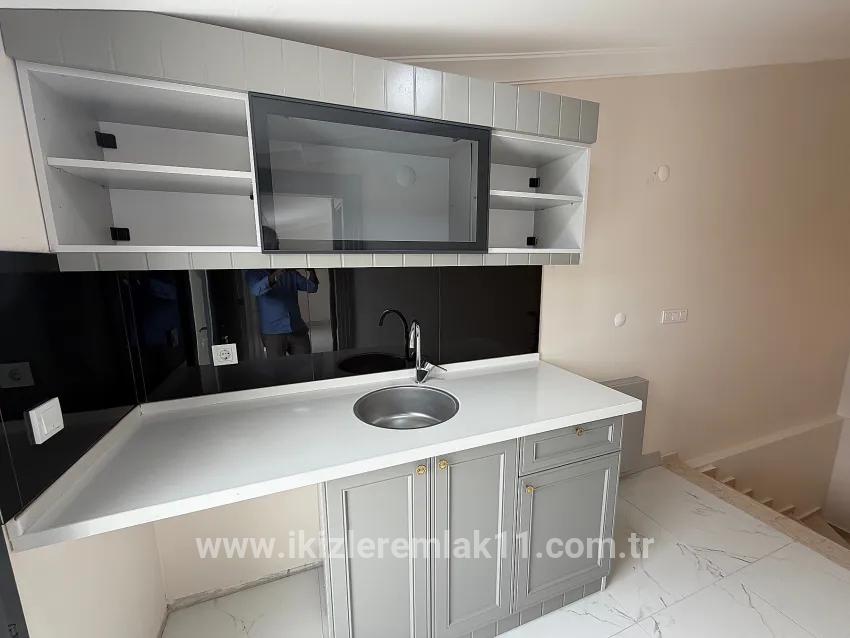 3+1-Zimmer Villa Zu verkaufen in Gümüldür Cumhuriyet Bz. Menderes Gümüldür - 180 m²