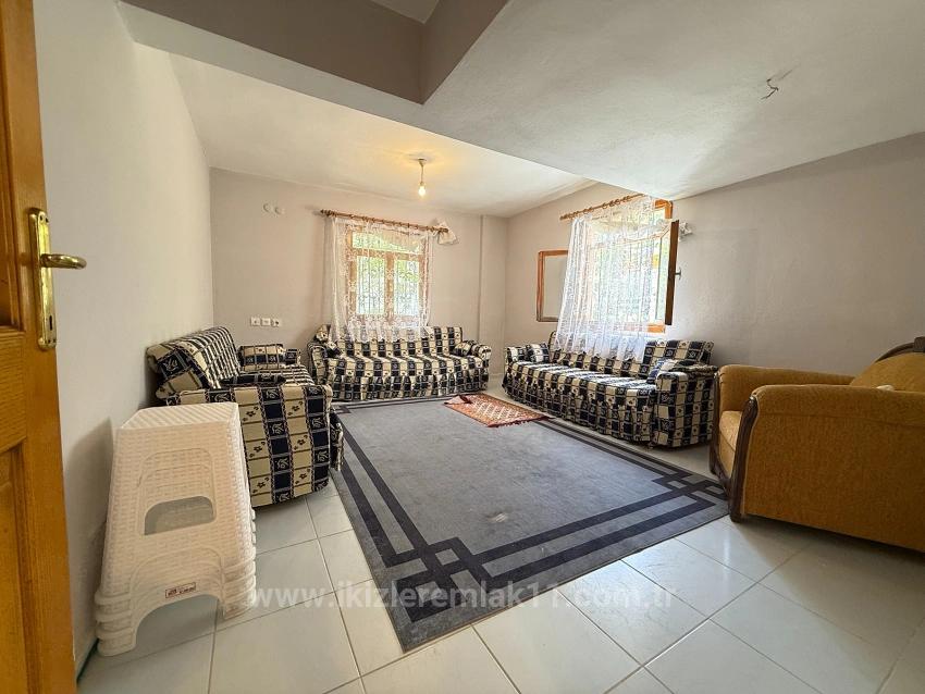 3+1 Gartenapartment In Ürkmez Zu Verkaufen, 250 Meter Vom Meer Entfernt, Erschwinglicher Preis