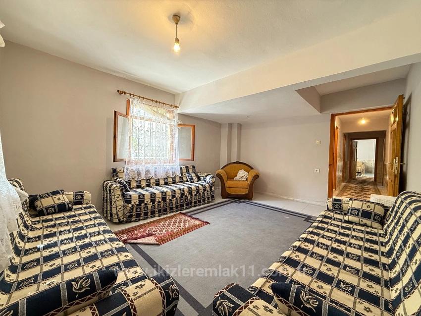 3+1 Gartenapartment In Ürkmez Zu Verkaufen, 250 Meter Vom Meer Entfernt, Erschwinglicher Preis