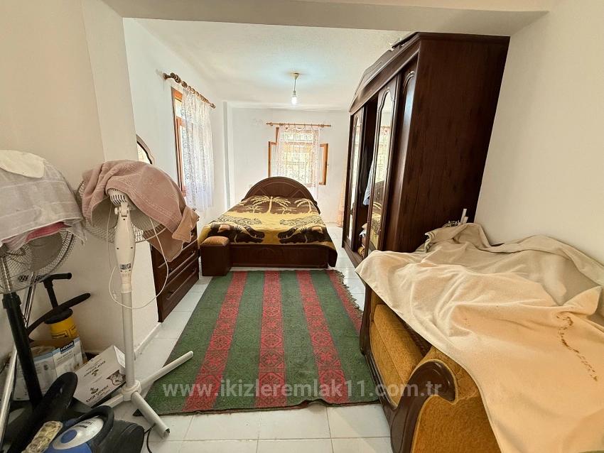 3+1 Gartenapartment In Ürkmez Zu Verkaufen, 250 Meter Vom Meer Entfernt, Erschwinglicher Preis