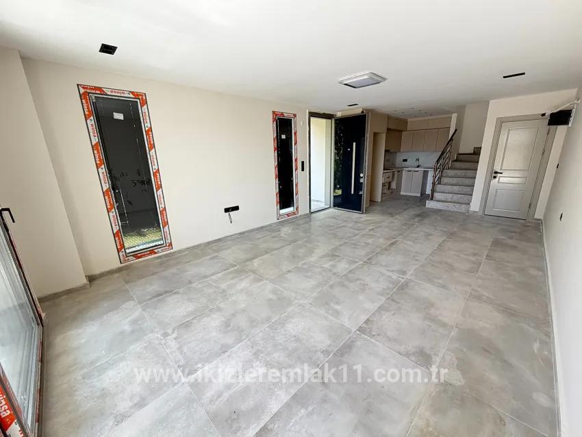 3+1-Zimmer Villa Zu verkaufen in Mersin Alanı Bz. Seferihisar Ürkmez - 200 m²
