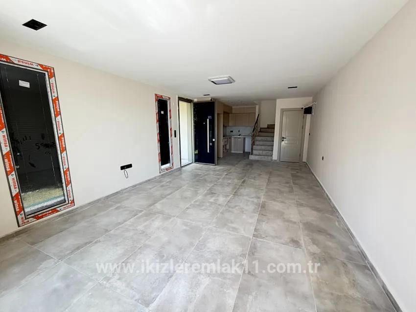 3+1-Zimmer Villa Zu verkaufen in Mersin Alanı Bz. Seferihisar Ürkmez - 200 m²