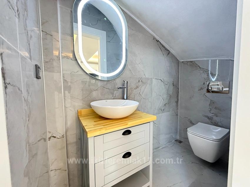 Luxuriöse 3 + 1-Maisonette-Villa Zum Verkauf Im Zentrum Von Seferihisar Ürkmez