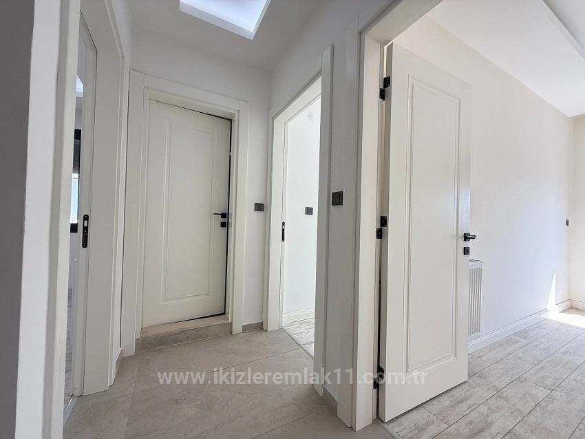 Luxuriöse 3 + 1-Maisonette-Villa Zum Verkauf Im Zentrum Von Seferihisar Ürkmez