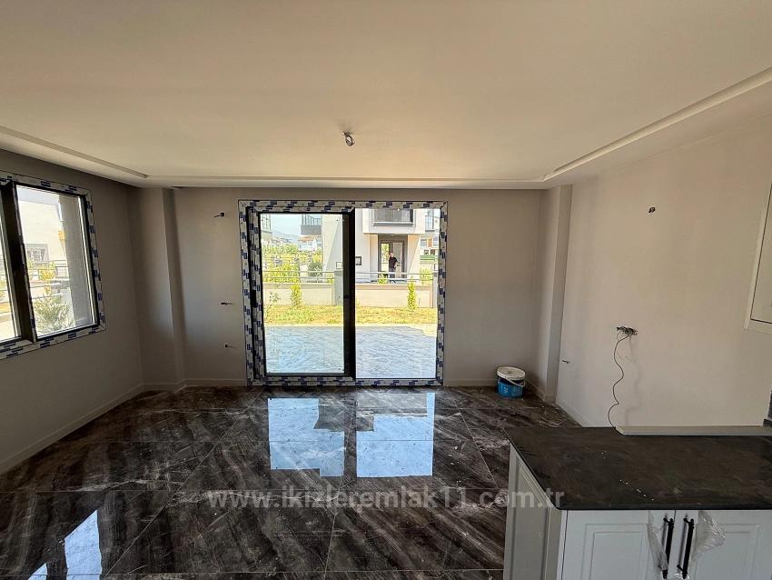 2 + 1 Villa Mit Freistehendem Garten Zum Verkauf In Seferihisar Doğanbey