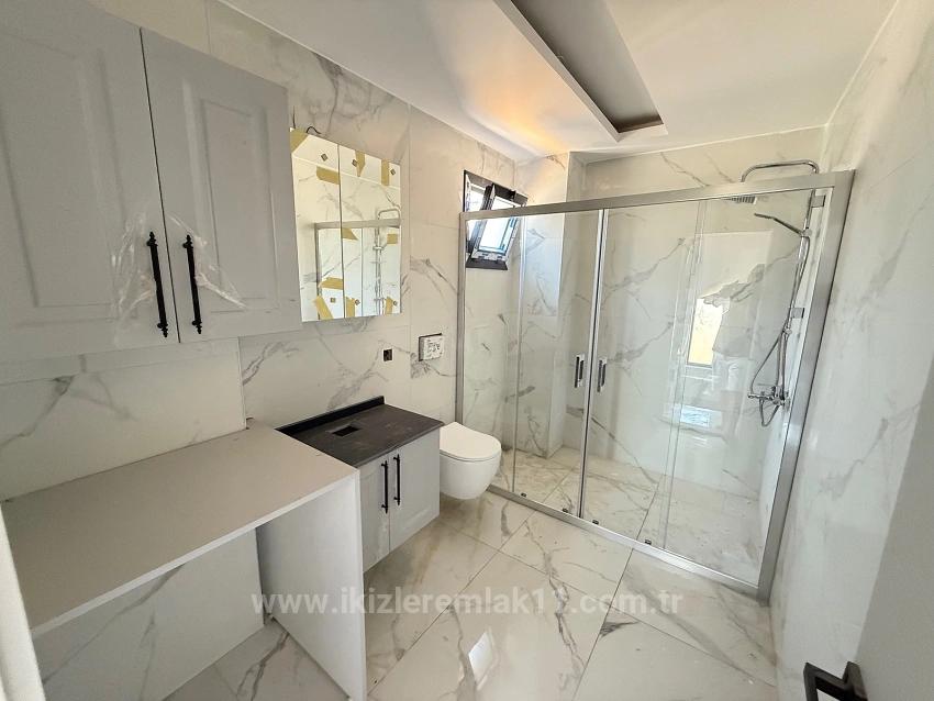 2 + 1 Villa Mit Freistehendem Garten Zum Verkauf In Seferihisar Doğanbey