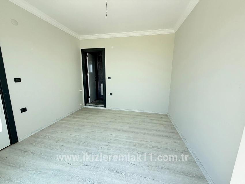 3+1-Zimmer Villa Zu verkaufen in Atatürk Bz. Seferihisar Doğanbey - 170 m²
