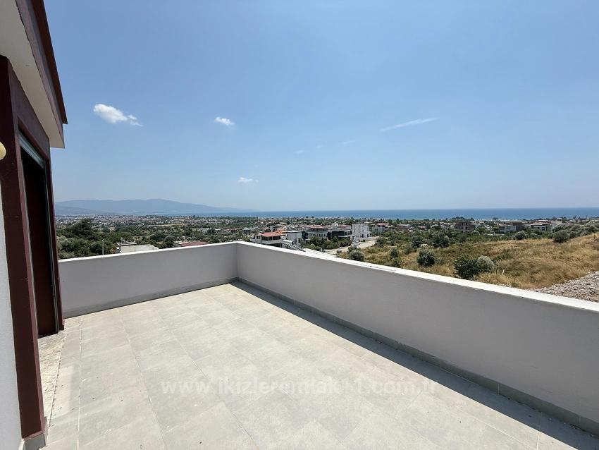 3+1 Villa Mit Meerblick Und Separatem Garten In Seferihisar Doğanbey Zu Verkaufen