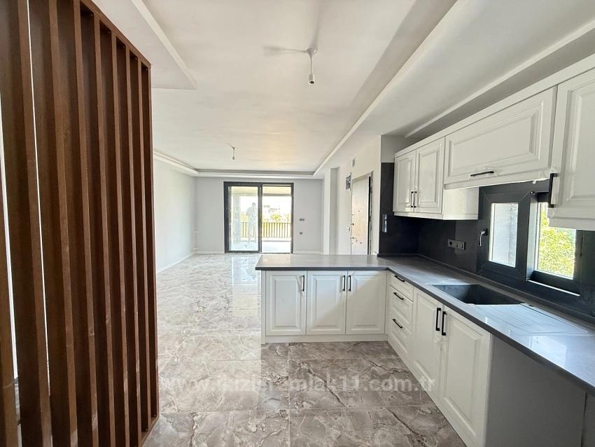 3+1 Villa Mit Meerblick Und Garten In Seferihisar Doğanbey Zu Verkaufen