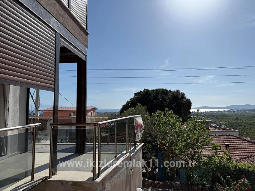 3+1-Zimmer Appartement Zu verkaufen in Gümüldür Fevzi Çakmak Bz. Menderes Gümüldür - 125 m²
