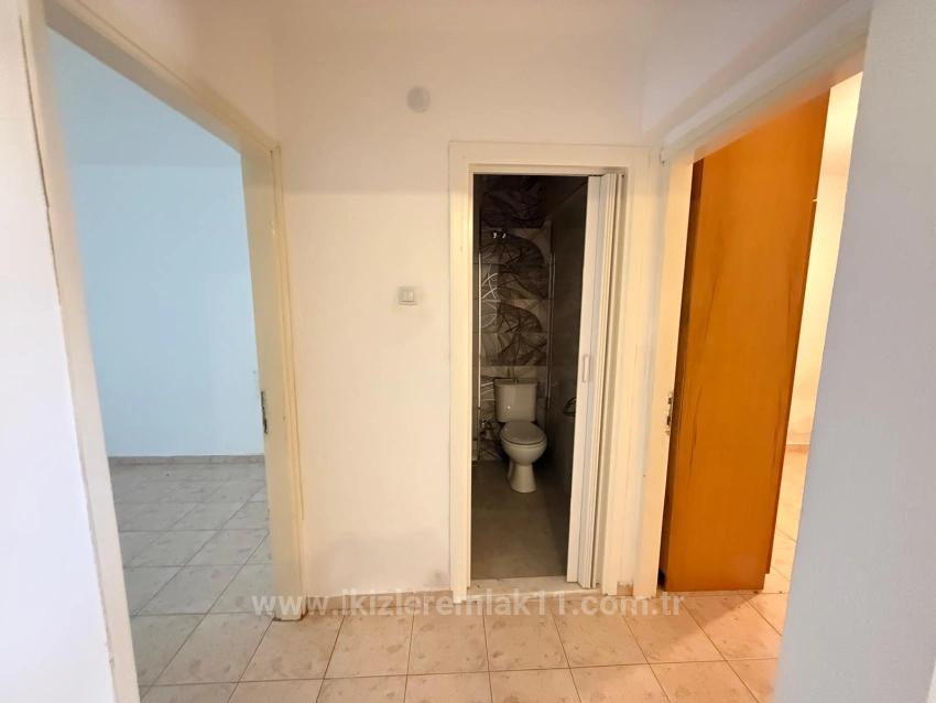 Freistehendes Ferienhaus Mit 2 Schlafzimmern Und Einem Zusätzlichen Zimmer Sowie Einem Großen Garten, 100 Meter Vom Meer Entfernt, In Seferihisar Doğanbey