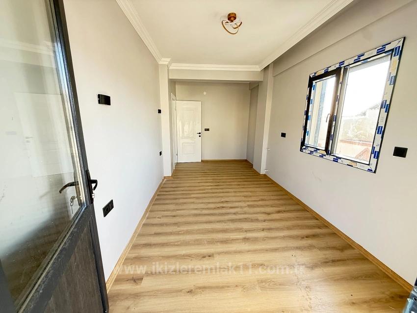 3+1 Eckvilla Mit Meerblick Und Separater Küche In Ürkmez