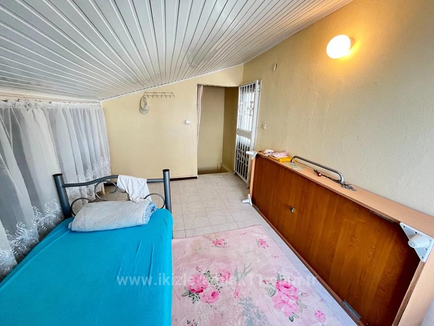 Freistehende 4+1-Maisonette-Villa Zum Verkauf In Seferihisar Doğanbey