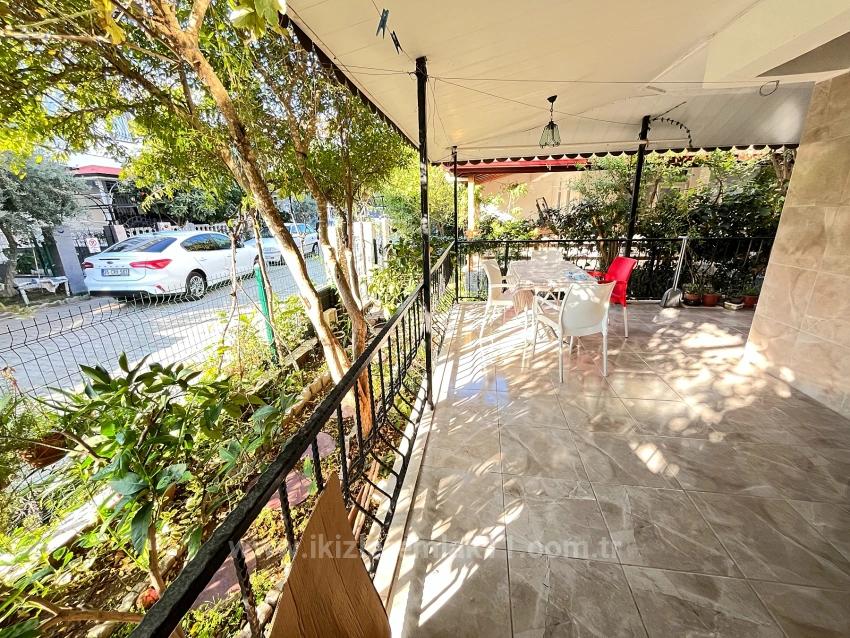 Freistehende 4+1-Maisonette-Villa Zum Verkauf In Seferihisar Doğanbey