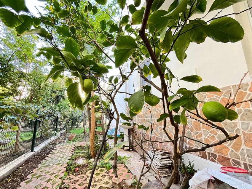 Freistehende 4+1-Maisonette-Villa Zum Verkauf In Seferihisar Doğanbey