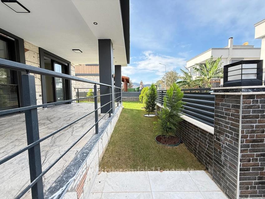 Brandneue, Freistehende Luxusvilla Mit Pool In Seferihisar Doğanbey Zu Verkaufen