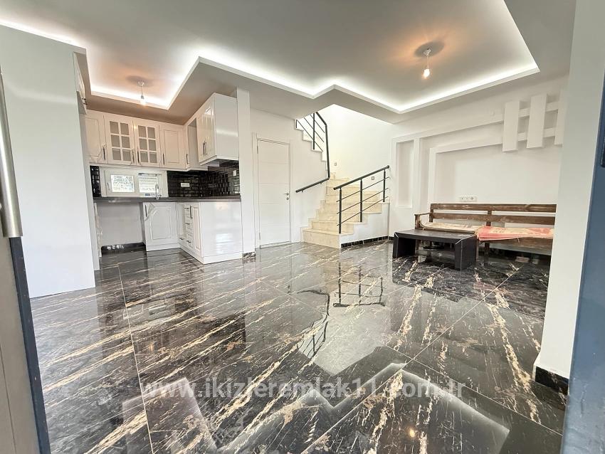 3+1-Zimmer Villa Zu verkaufen in Bengiler Bz. Seferihisar Ürkmez - 170 m²