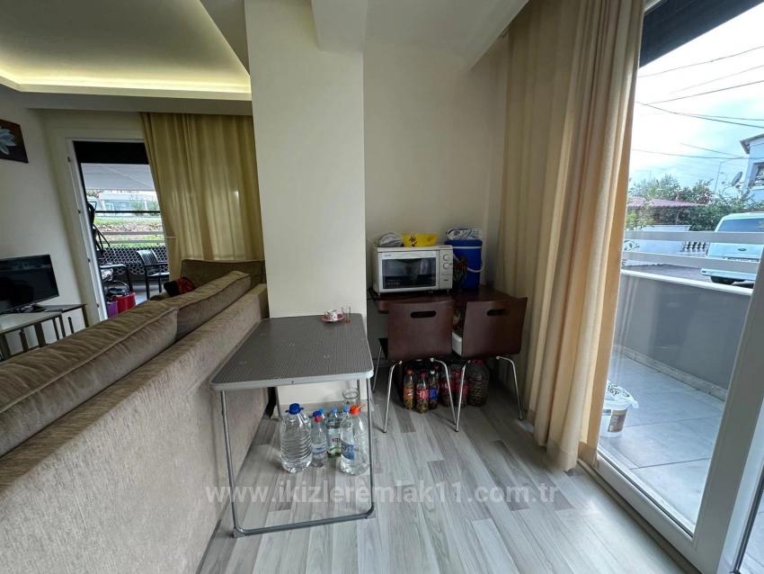 2+1 Erdgeschosswohnung Zum Verkauf In Seferihisar Doğanbey, 200 M Vom Meer Entfernt