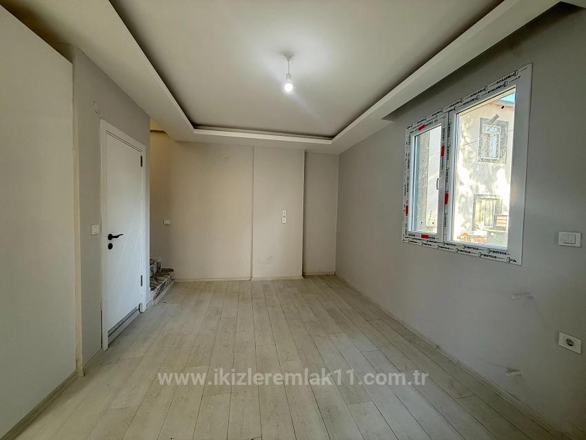 2+1-Zimmer Sommerhaus Zu verkaufen in Payamlı Bz. Seferihisar Doğanbey - 145 m²