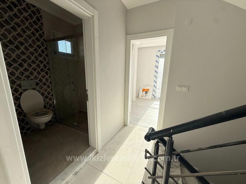 2+1 Brandneues Duplex-Sommerhaus Mit Garten Zum Verkauf In Payamlı, Seferihisar