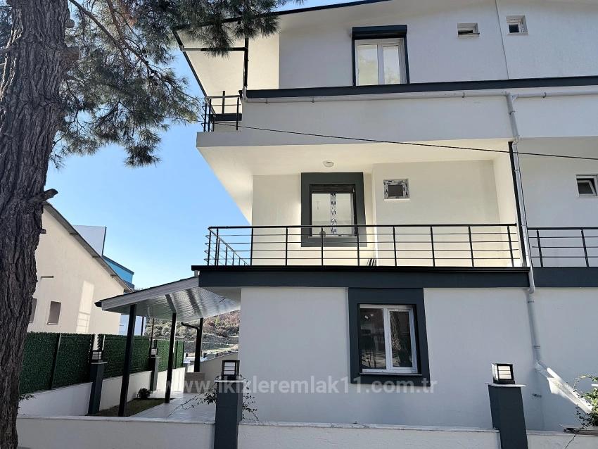 2+1 Brandneues Duplex-Sommerhaus Mit Garten Zum Verkauf In Payamlı, Seferihisar