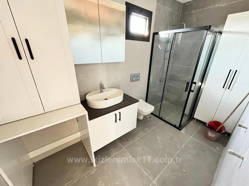 Brandneue, Freistehende, Geräumige 3+1-Zimmer-Villa In Ürkmez Doğanbey Zu Verkaufen