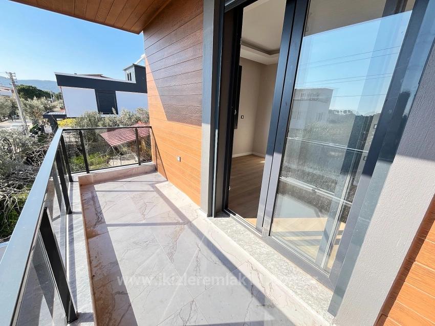 Brandneue, Freistehende, Geräumige 3+1-Zimmer-Villa In Ürkmez Doğanbey Zu Verkaufen