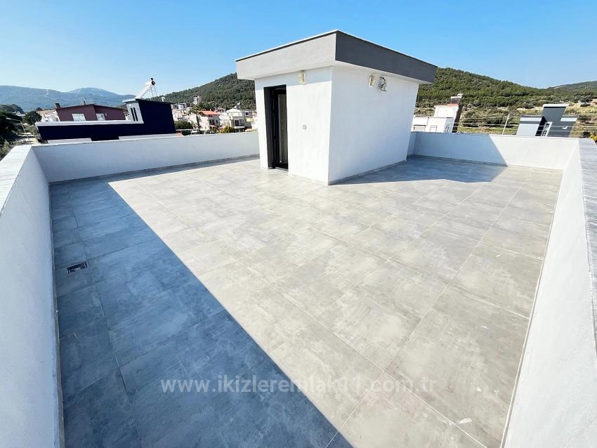 Brandneue, Freistehende, Geräumige 3+1-Zimmer-Villa In Ürkmez Doğanbey Zu Verkaufen