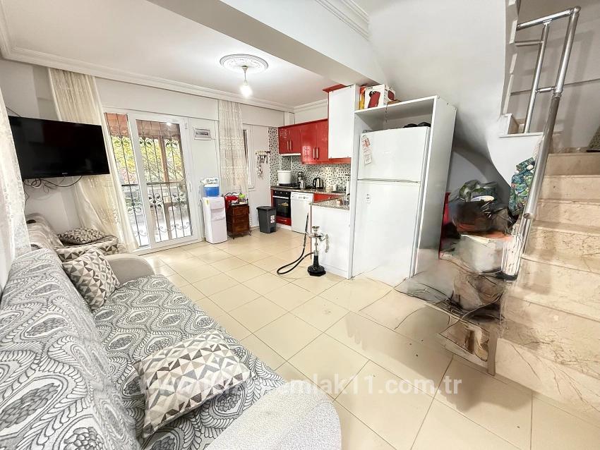 5+1-Zimmer Einfamilienhaus Zu verkaufen in Cumhuriyet Bz. Seferihisar Doğanbey - 200 m²