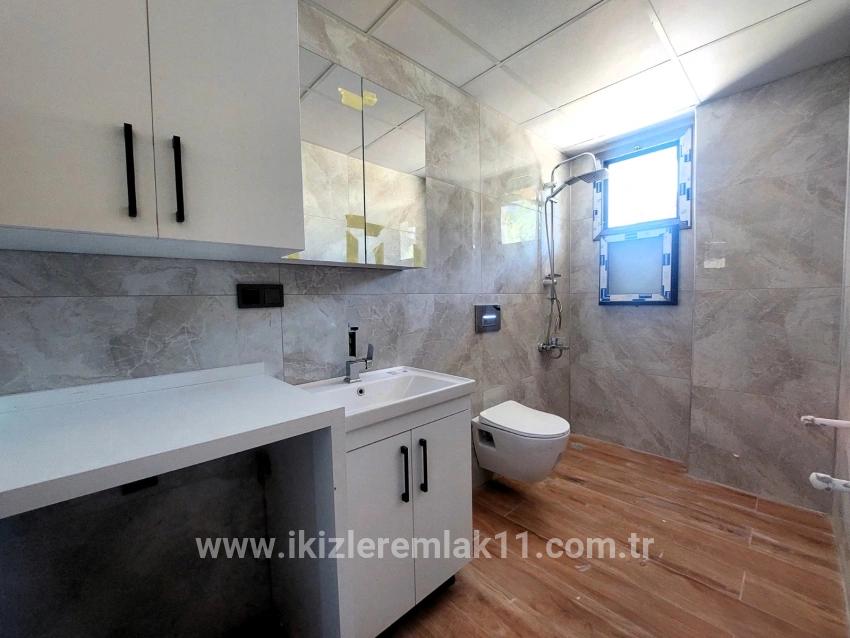 2+1-Zimmer Villa Zu verkaufen in Payamlı Bz. Seferihisar Doğanbey - 150 m²