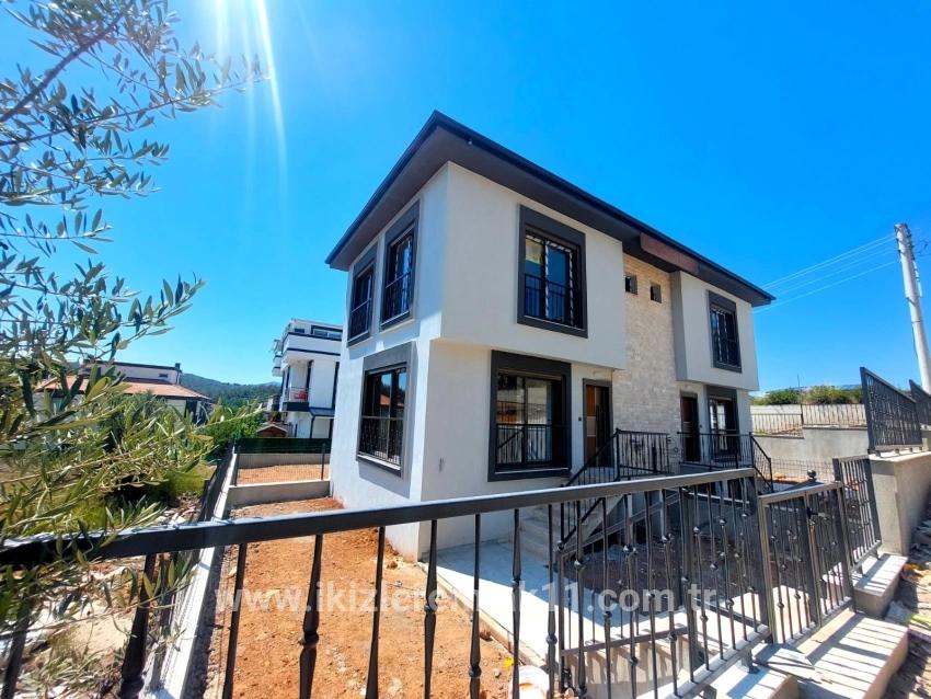 2+1-Zimmer Villa Zu verkaufen in Payamlı Bz. Seferihisar Doğanbey - 150 m²